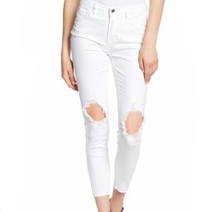 Kensie White Distressed Crop Jeans